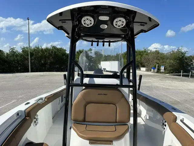 Sea Pro 219