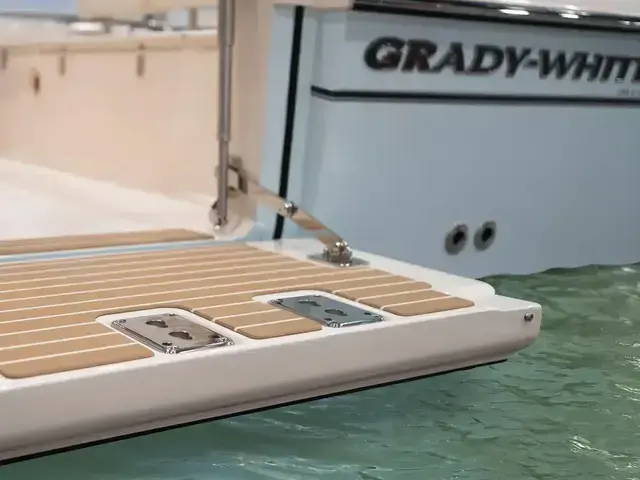 Grady-White Coastal Explorer 281