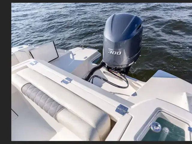 Cobia 240 Dc