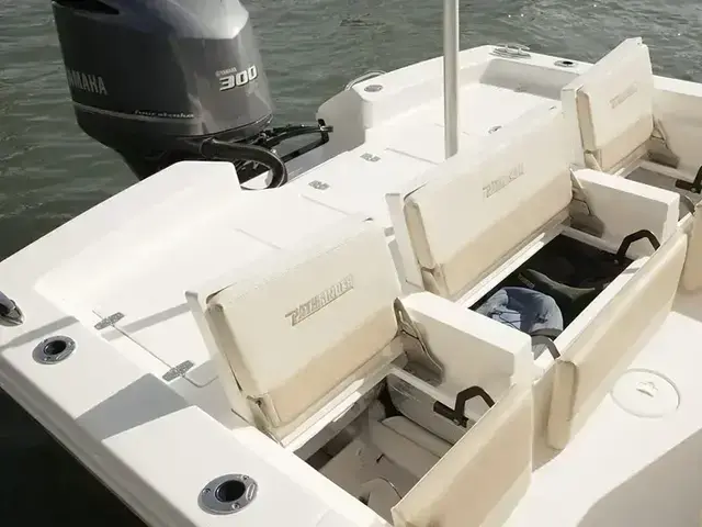 Pathfinder Boats 2600 TRS