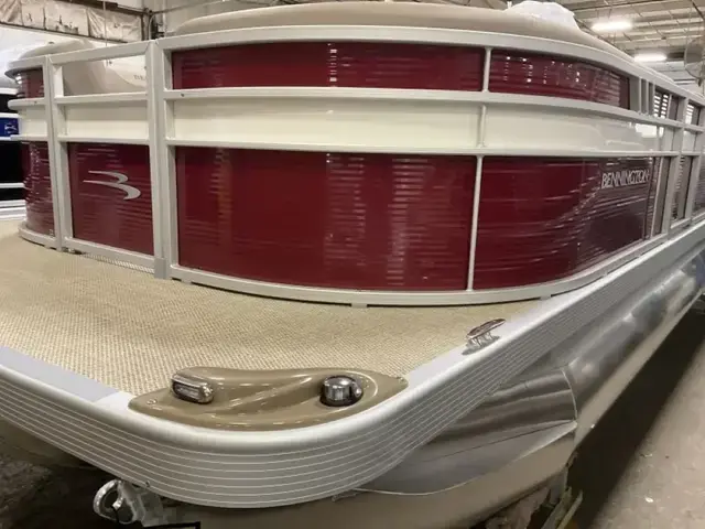 Bennington Marine 22 Sxl