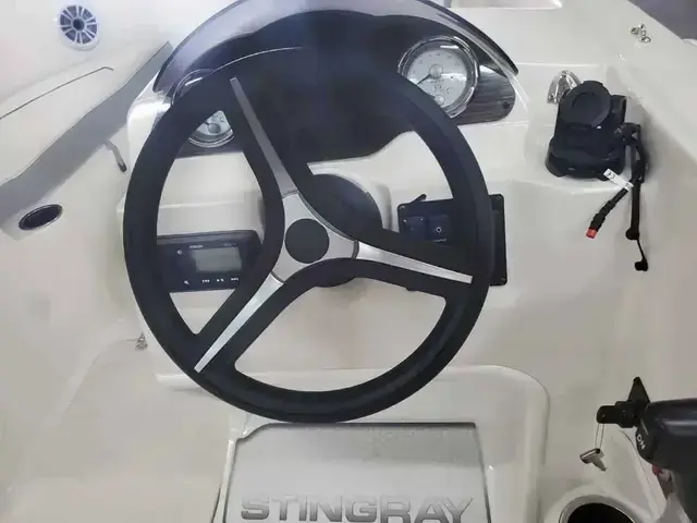 Stingray Boats 172Sc