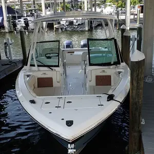 2022 Cobia Boats 280 DC