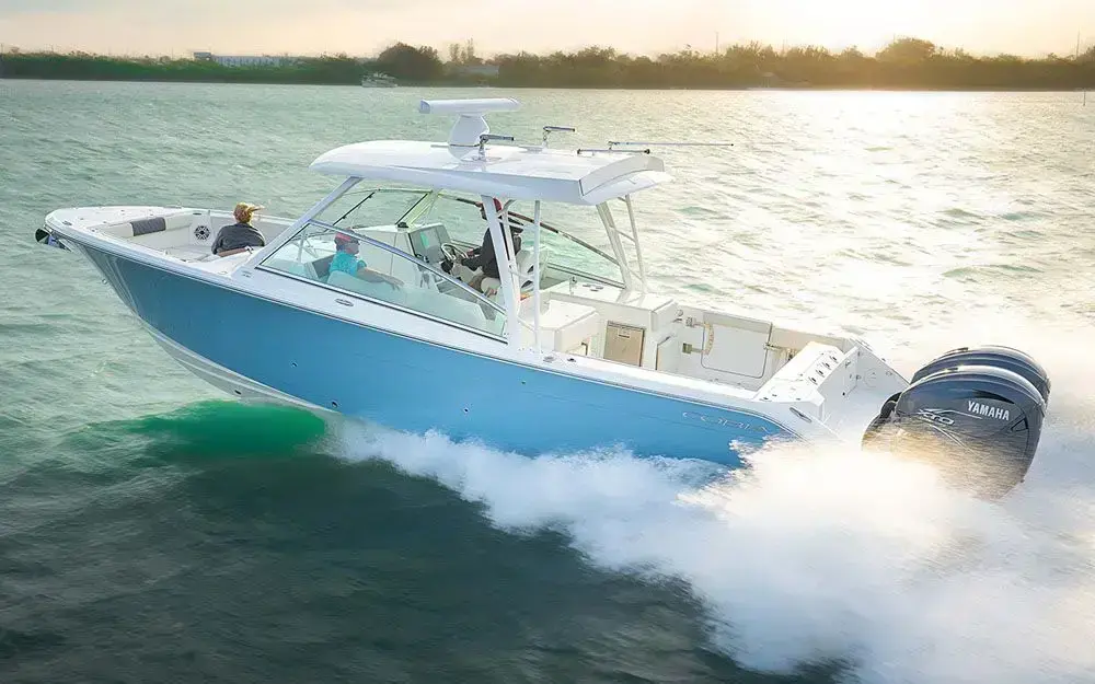 2024 Cobia Boats 330 dc