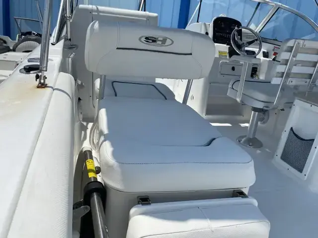 Sea Hunt 235 Escape