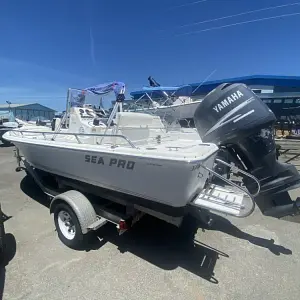 2004 Sea Pro Boats Sv 1900