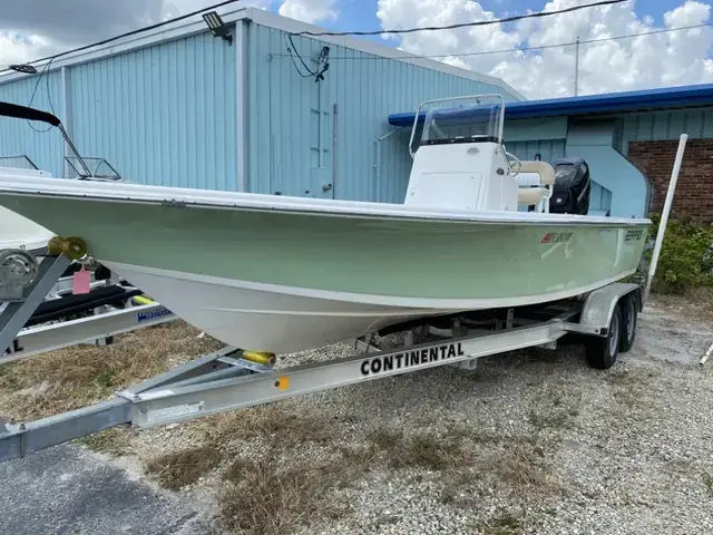 Sea Pro 228 Bay