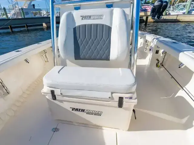 Pathfinder Boats 2400 Open