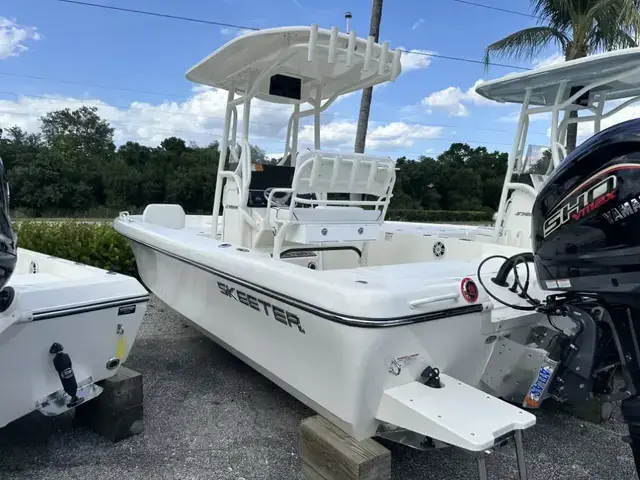 Skeeter SX230