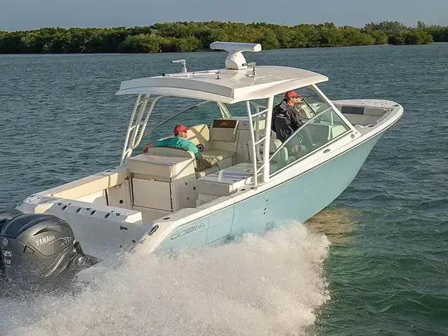 Cobia Boats 330 Dc