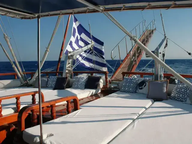 wooden Yawl Motor Sailer 38m.