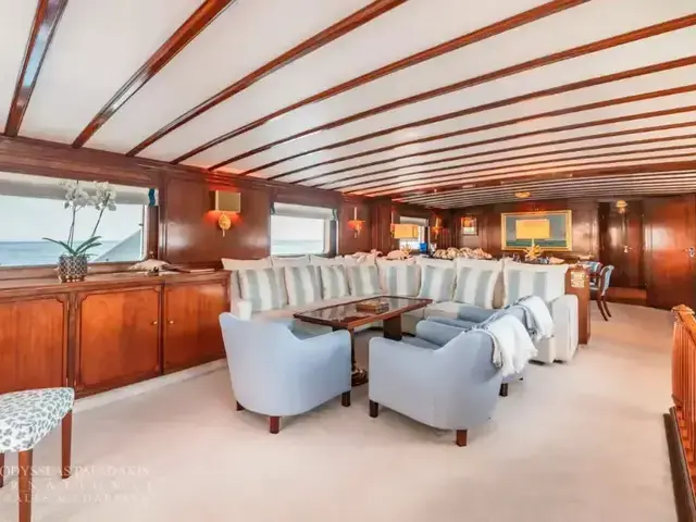 Feadship Custom