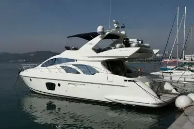 2007 Azimut 55