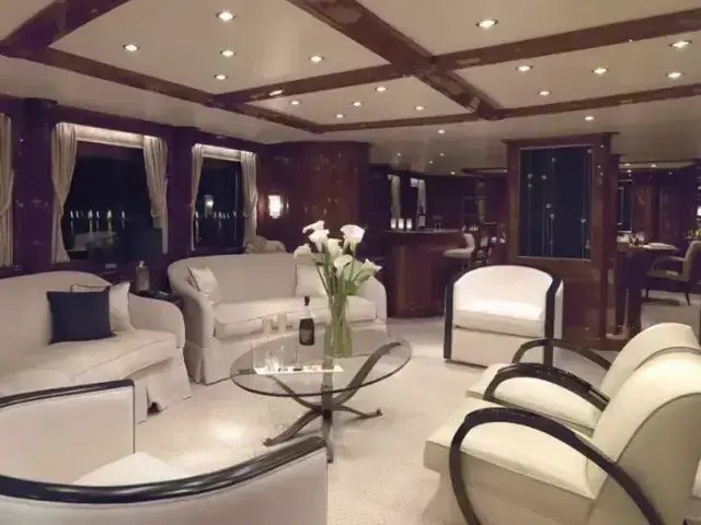 Benetti 115