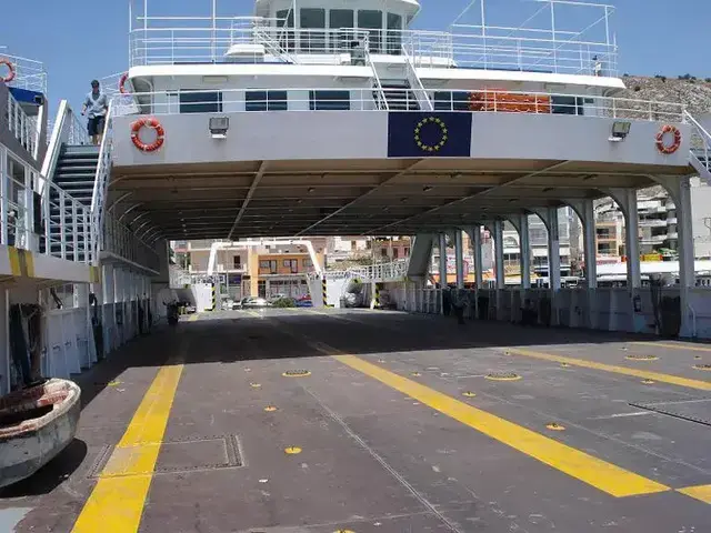 DOUBLE-ENDED Day Pax Ferry