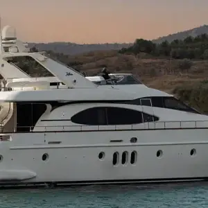 2003 Azimut 74 Solar