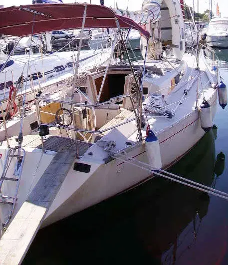 1981 Beneteau first 42