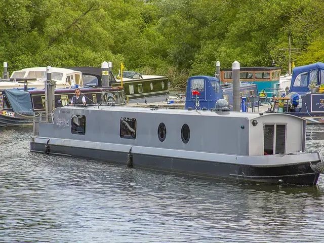 Pendle Narrowboats  60' Semi Cruiser Round Stern