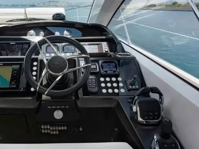 Sunseeker Sun Remo 52