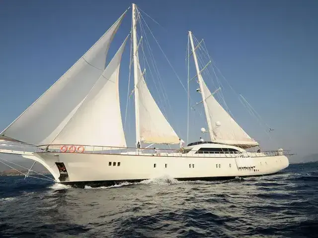 Ketch Sailing yacht 40m