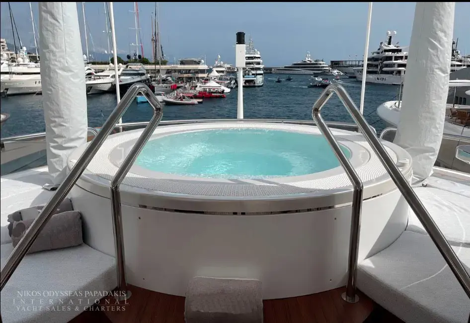 2015 Sunseeker 131 yacht