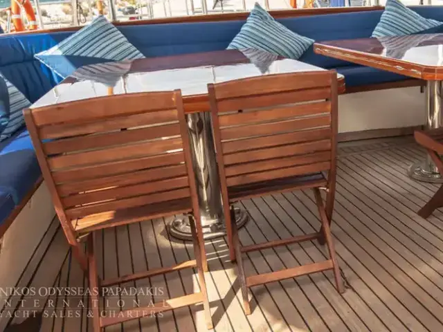 Perini Navi 137