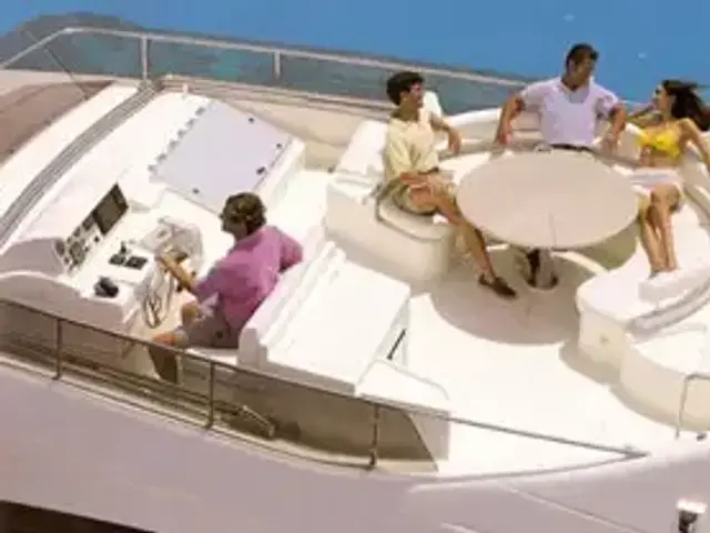 Ferretti Yachts 68