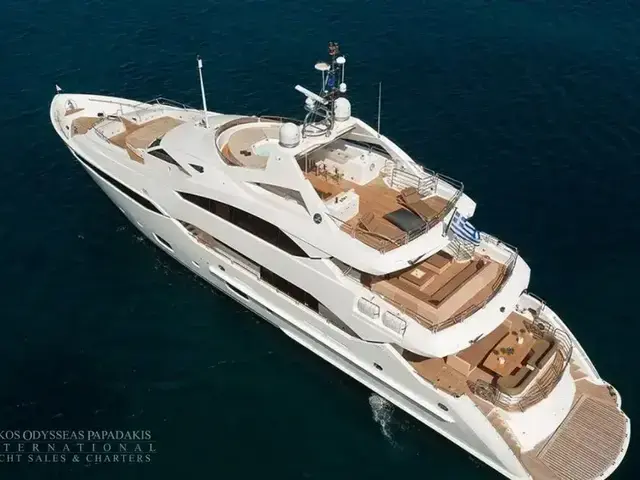 Sunseeker 40 M Yacht