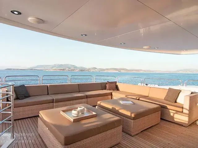 Sunseeker 40 M Yacht