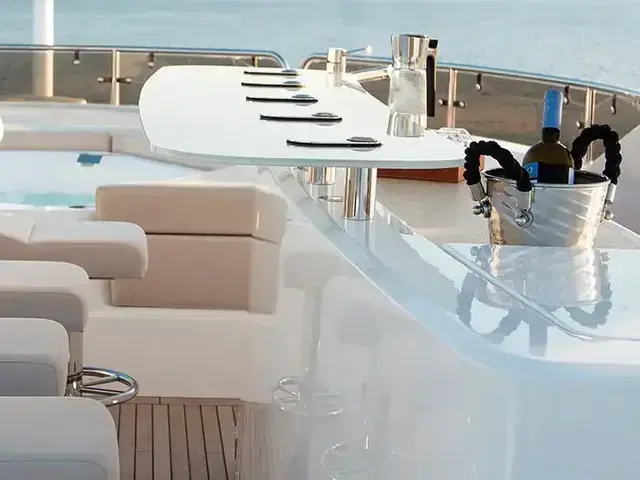 Sunseeker 40 M Yacht