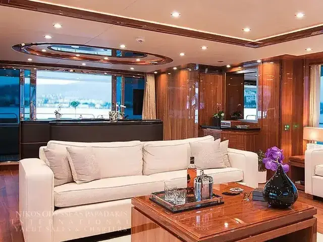 Sunseeker 40 M Yacht