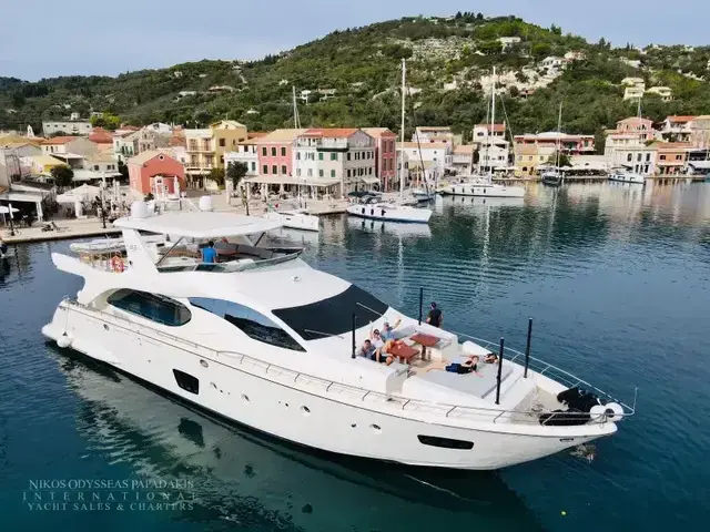 Azimut 85