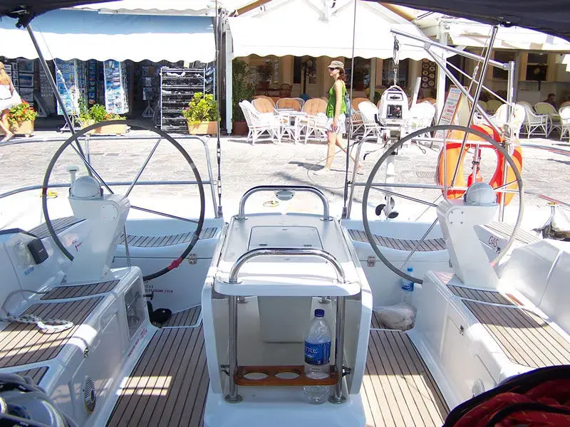 2005 Jeanneau sun odyssey 49