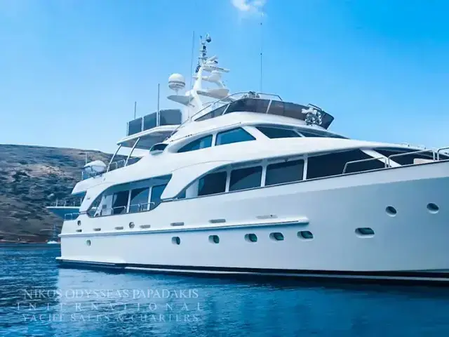 Benetti Tradition 100