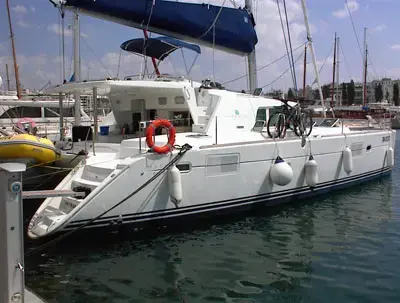 2006 Lagoon 440 s2 owners version