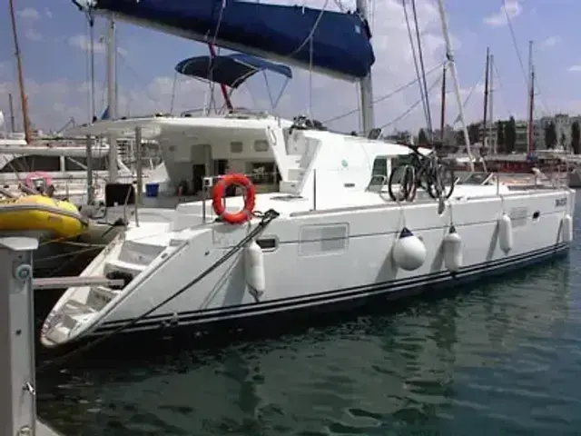 Lagoon 440 S2 Owners Version