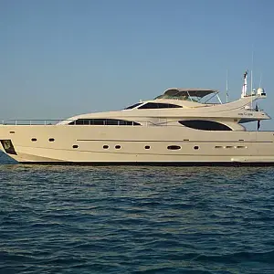 2003 Ferretti Yachts Custom Line 94