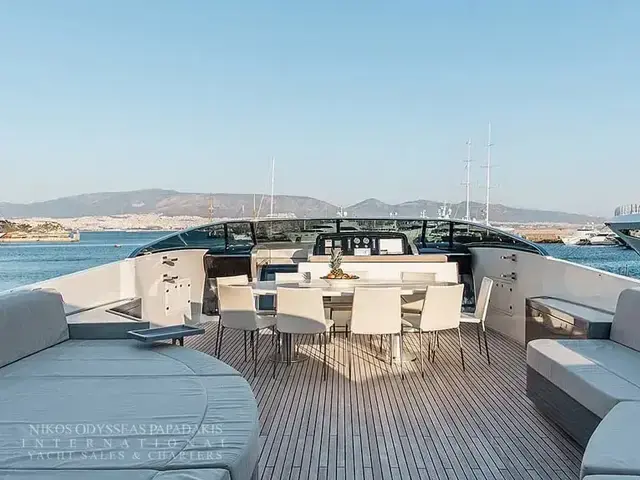 Riva 115 Athena