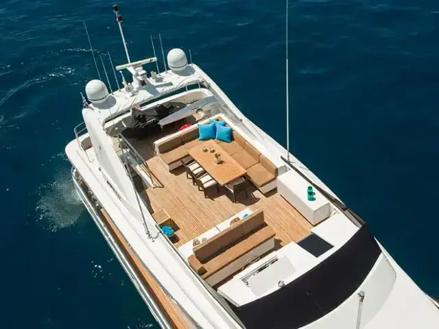 Admiral 25m.