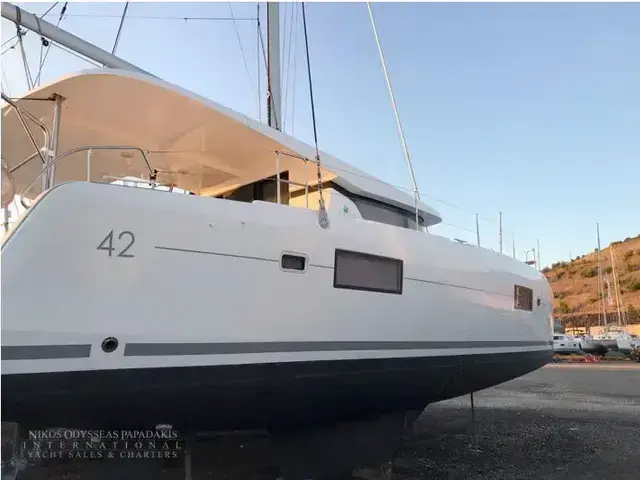 Lagoon 42