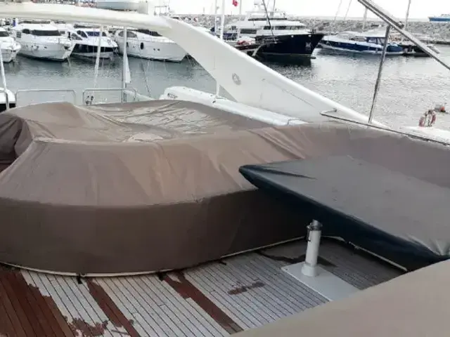 Ferretti Yachts Custom Line 94