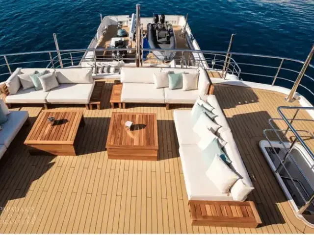 Lusben Benetti 51m