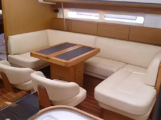 2010 Jeanneau sun odyssey 57