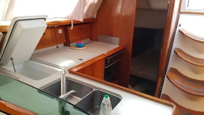 2002 Jeanneau sun odyssey 43 ds