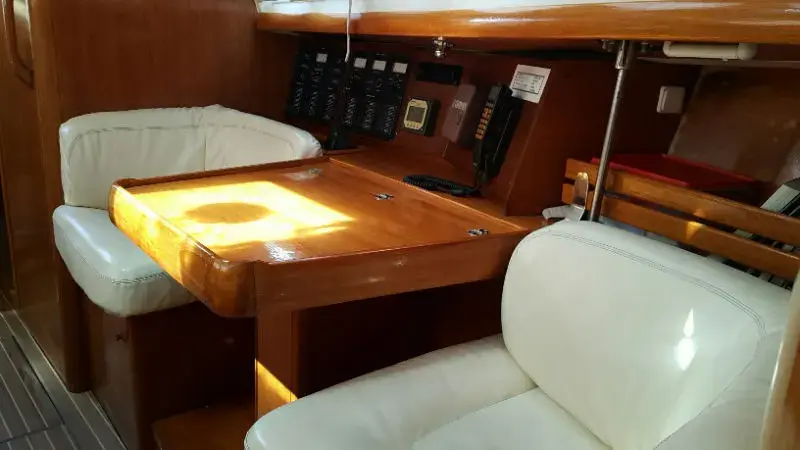 2002 Jeanneau sun odyssey 43 ds