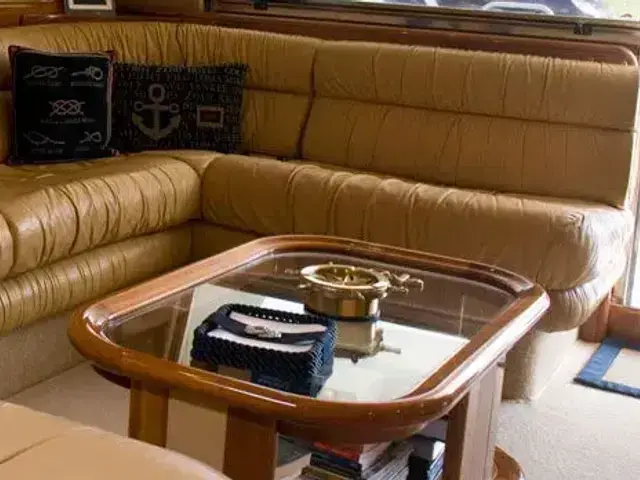 Ferretti Yachts 68