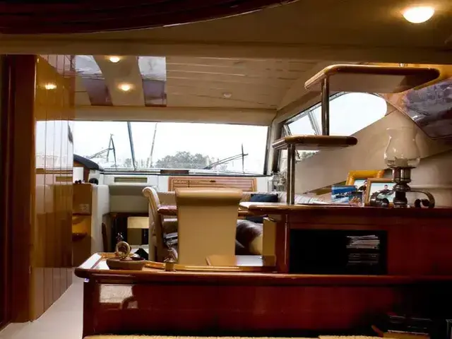 Ferretti Yachts 68