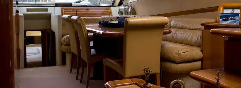 2000 Ferretti 68