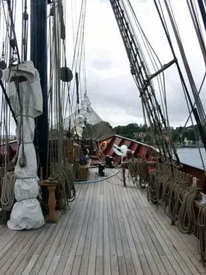 1952 Brig brig 164 ft.