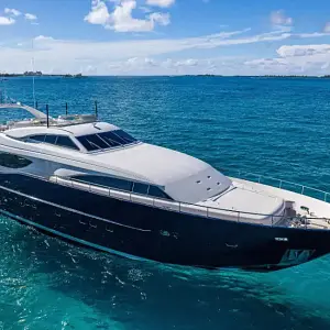 2001 Ferretti Yachts Custom Line 94